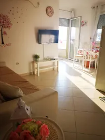 Flat with terrace | Sea view | Close to the beach - Image 2