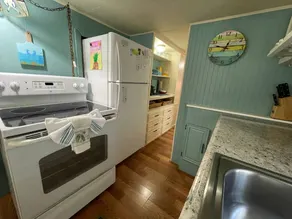 Paradise in this immaculate 2 bed 1 Bath 1978 beach bungalow. - Image 5