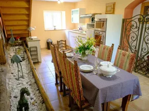 Cottage with barbecue - Image 3