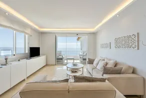 Ferienwohnung mit Pool und Garten | Meerblick - Image 3