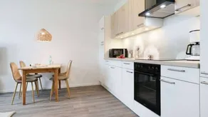 Family-oriented pleasant flat with terrace | Close to the beach - Image 3