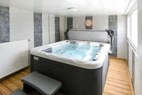 Holiday Home "Gîte du Tronquoy" with Private Terrace, Garden and Wi-Fi - Image 2