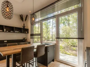 Chalet with terrace, sauna & heated pool - Image 5