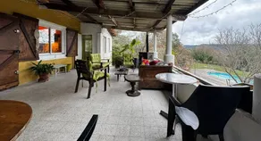 Villa with barbeque, pool & terrace - Image 2