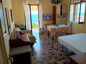 Apartamento vacacional con 3 dormitorios para 8 personas - Image 2