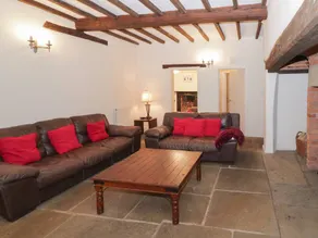 Cottage with garden - Image 4