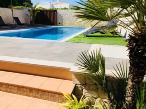 Holiday home with barbeque, terrace & heated pool | Garden view - Image 2