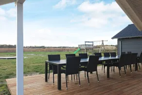 Holiday home with garden, terrace & pool - Image 2