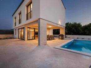Brandneue Villa -beheizter Pool mit schönem Meerblick - Image 3