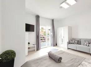Apartment with terrace, garden & BBQ | Mountain view - Image 2