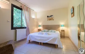 Gite with barbeque, private pool & garden - Image 4