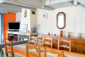 Merveilleuse maison entièrement équipée avec terrasse, jardin et barbecue | Vue plage | À côté de la plage - Image 3
