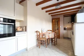 Gite with barbecue, terrace & garden - Image 3
