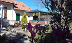 Grande maison entièrement équipée avec jardin, terrasse et jacuzzi | Vue jardin | Avec animaux admis - Image 3