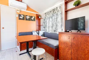 Camping suite with pool & terrace | Mountain view - Image 3