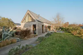 Holiday Home 'Mézon Ermine' with Terrace, Private Garden and Wi-Fi - Image 3