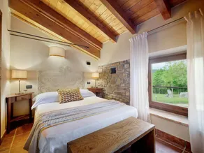 Agriturismo Tenuta Valdea - Ristorante e Piscina tra Bologna e Firenze: Camera Matrimoniale Standard 2 - Colazione Inclusa - Image 3