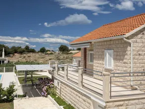 Holiday home with private pool, garden & barbecue | Pet-friendly - Image 2