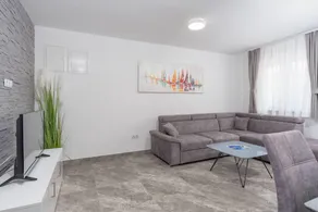 Lovely flat with BBQ & terrace | Pet-friendly - Image 3
