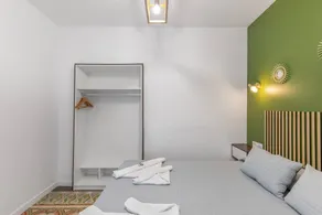 Private room | Next to Triana | City view - Image 2