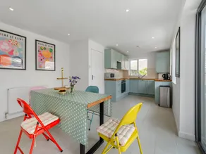Beach House - Image 2