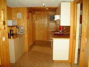 Apartment with garden & barbeque | Mountain view - Image 5