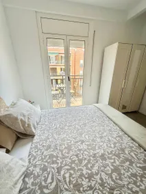 Holiday apartment | City view - Image 5