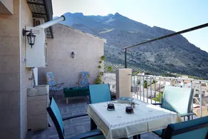 Family-friendly nice house with barbeque & terrace | City view | Perfect for remote work | Dogs allowed - Image 2