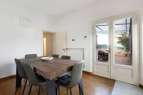 Holiday home with garden, hot tub & terrace | Pet-friendly - Image 4