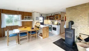 House with garden - Image 5