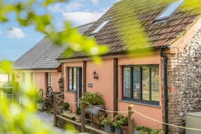 Familienorientiertes Landhaus mit Garten, Grill und Whirlpool | Haustiere erlaubt - Image 2