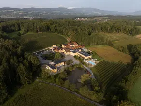 Casa con sauna, idromassaggio e giardino - Image 2