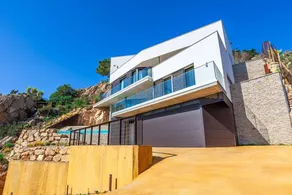 Villa mit Pool, Whirlpool und Terrasse | Panoramablick - Image 3