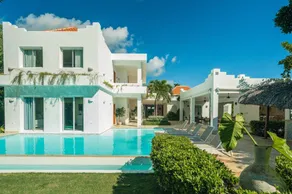 Unique Moroccan Style Villa in Golf Beach Resort - Image 3