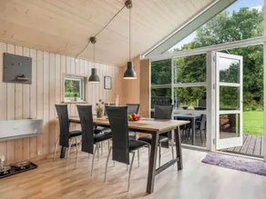 Family-friendly beautiful house with sauna, barbeque & terrace | Pet-friendly - Image 4