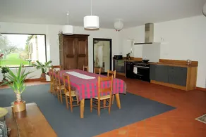 Bed and breakfast with terrace & garden | City view - Image 3