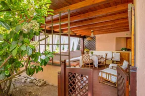 Appartement avec terrasse, internet haut débit et jardin | Vue jardin - Image 3