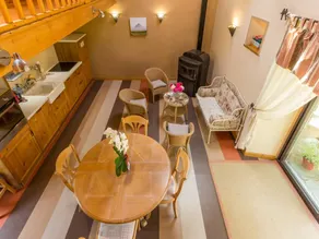Cottage with garden & BBQ - Image 2