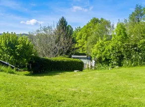 Charming House in Vezac with Mountain View - Image 2
