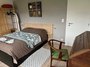 Habitación en casa de familia - Image 2