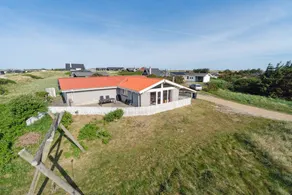 House with garden, sauna & private pool - Image 2