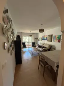 Appartement de vacances entièrement équipé avec internet haut débit et terrasse | Vue montagne - Image 3