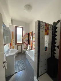 Dedicated room with terrace - Image 5