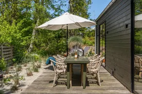 Holiday home with terrace & BBQ - Image 2