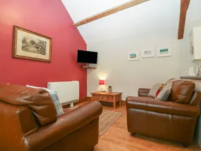 Family-oriented pleasant cottage with garden | Pets allowed - Image 5