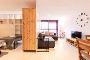 Studio Apartment 'In Sant Marti' with Wi-Fi and Air Conditioning - Image 5