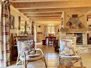 Fully equipped beautiful holiday home with terrace & garden | Mountain view - Image 2