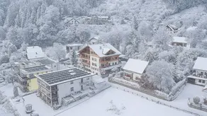 Flat with pool, hot tub & sauna | Lake view | Suitable for remote work - Image 3