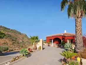 Holiday home with terrace, BBQ & private pool - Image 2