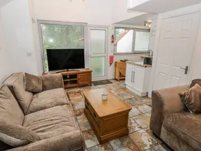 Cottage avec jardin - Image 3
